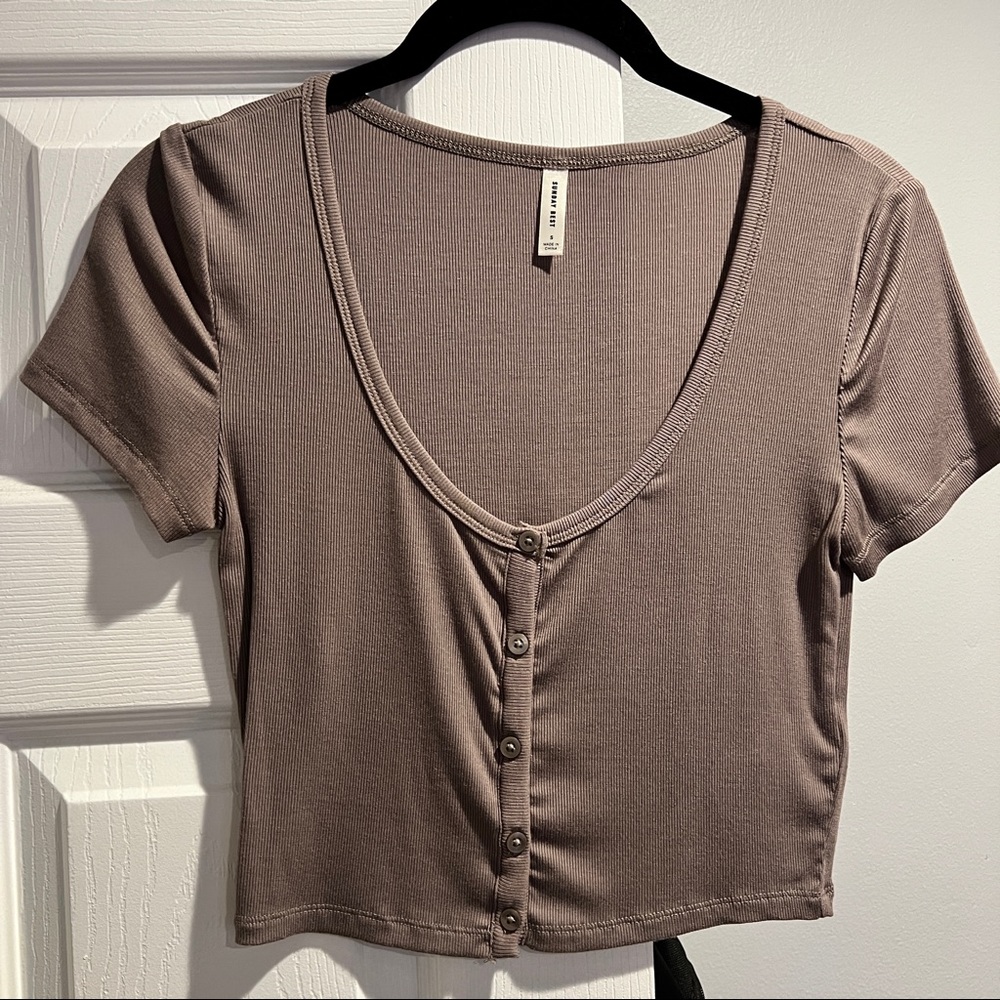 Aritzia Sunday Best Henley crop top